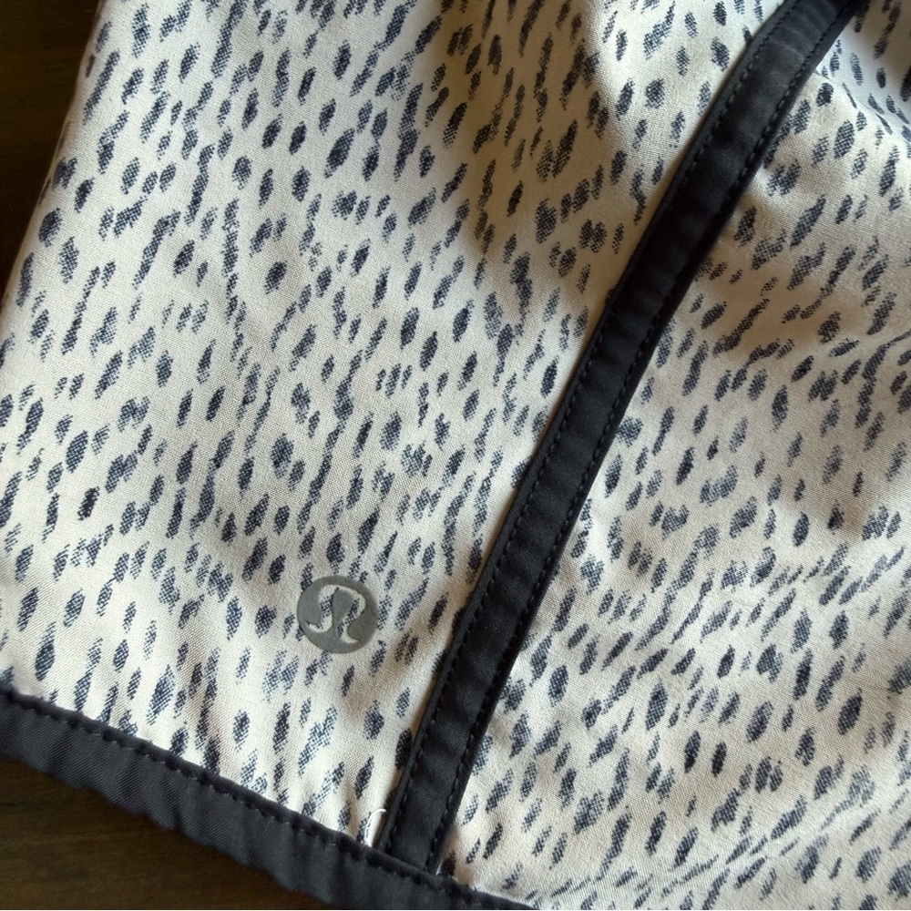 Lululemon Run Speed Leopard Print Shorts - Picture 5 of 9